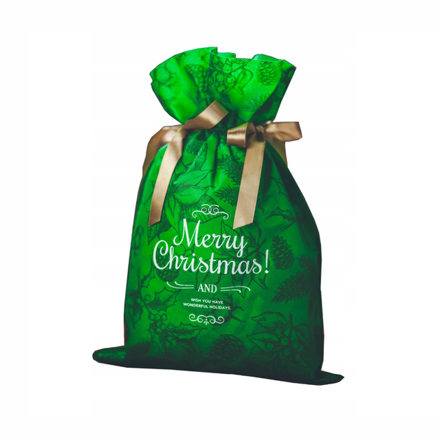 Akcesoria - Worek świąteczny na prezenty Merry Christmas - mały, zielony 20x30cm